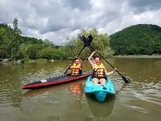 Kayaking and canoeing on the reservoir in Zetea